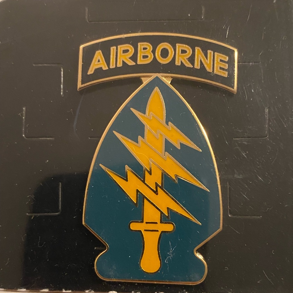 Airborne pin